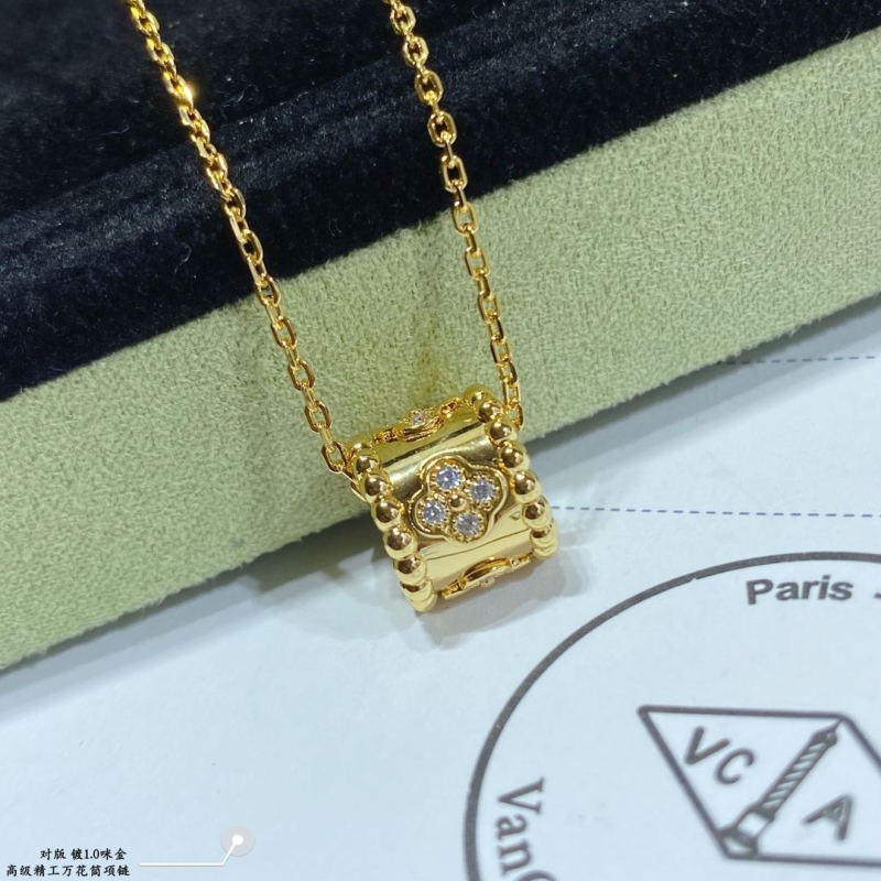 Vca Necklaces
